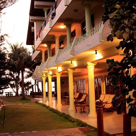 Time N Tide Beach Resort Хіккадува Екстер'єр фото