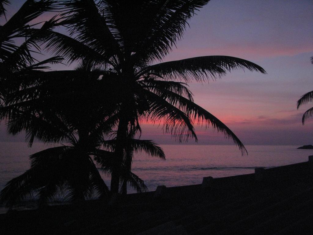 Time N Tide Beach Resort Хіккадува Екстер'єр фото