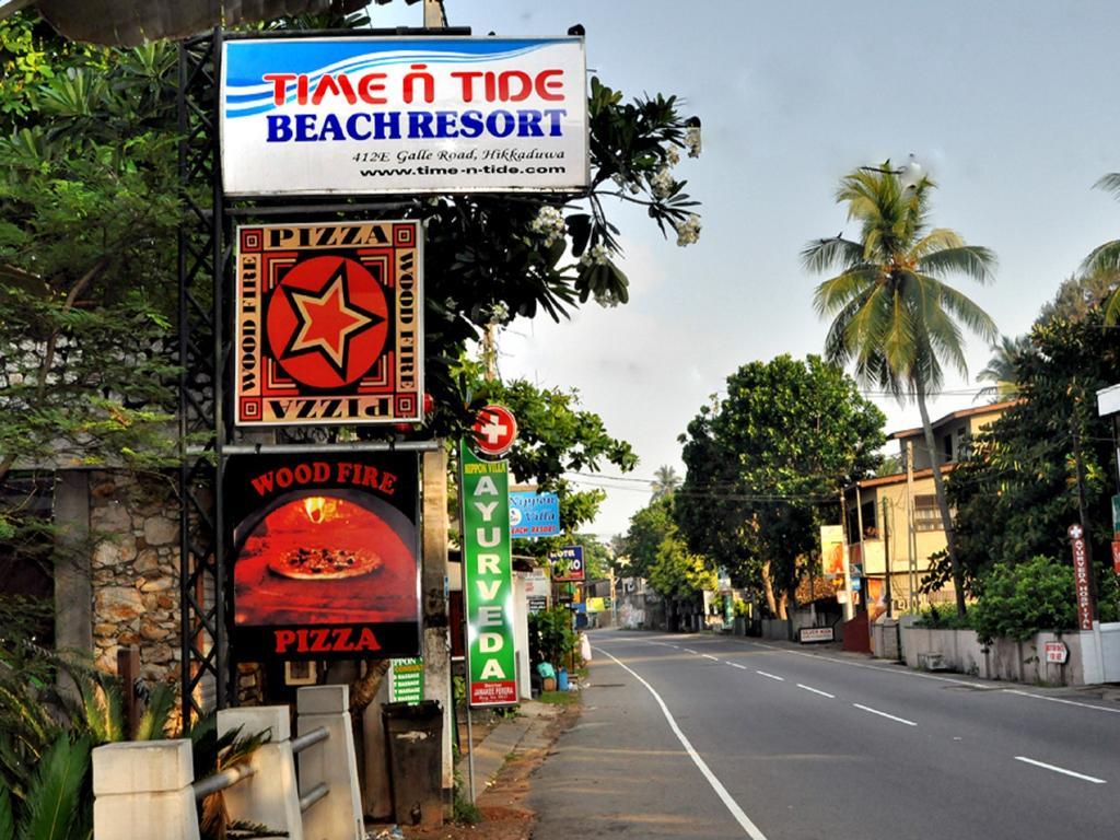 Time N Tide Beach Resort Хіккадува Екстер'єр фото